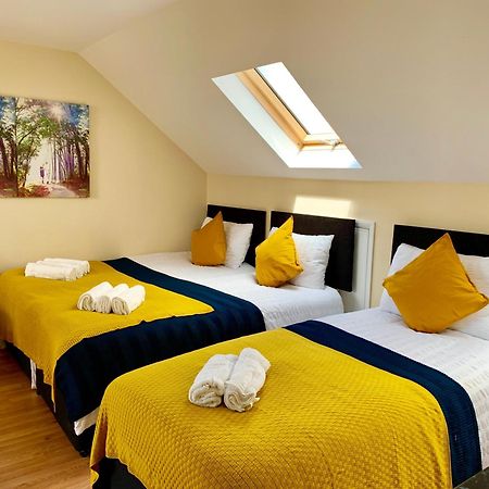 London Studio Apartments, Private Bathroom, Kitchenette, Parking, Np7 Экстерьер фото