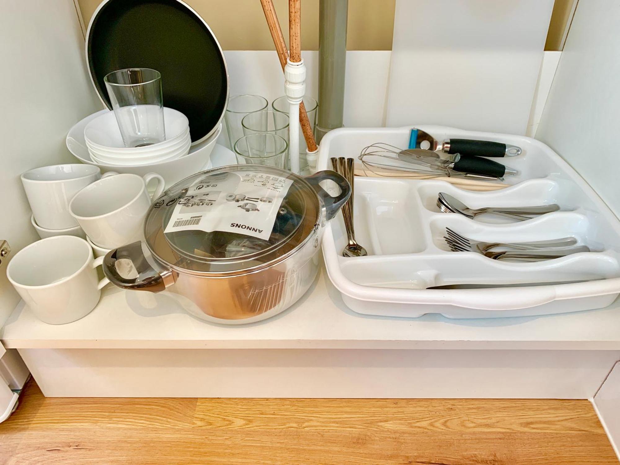 London Studio Apartments, Private Bathroom, Kitchenette, Parking, Np7 Экстерьер фото
